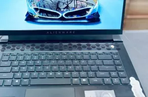 New Laptop Alienware M15 r3 24GB AMD Ryzen 9 SSD 1T