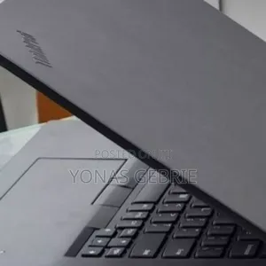 New Laptop Lenovo 16GB Intel Core i5 SSD 512GB