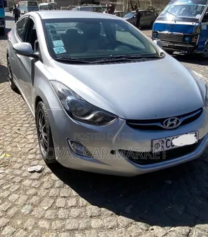 Hyundai Elantra 2013 Gray