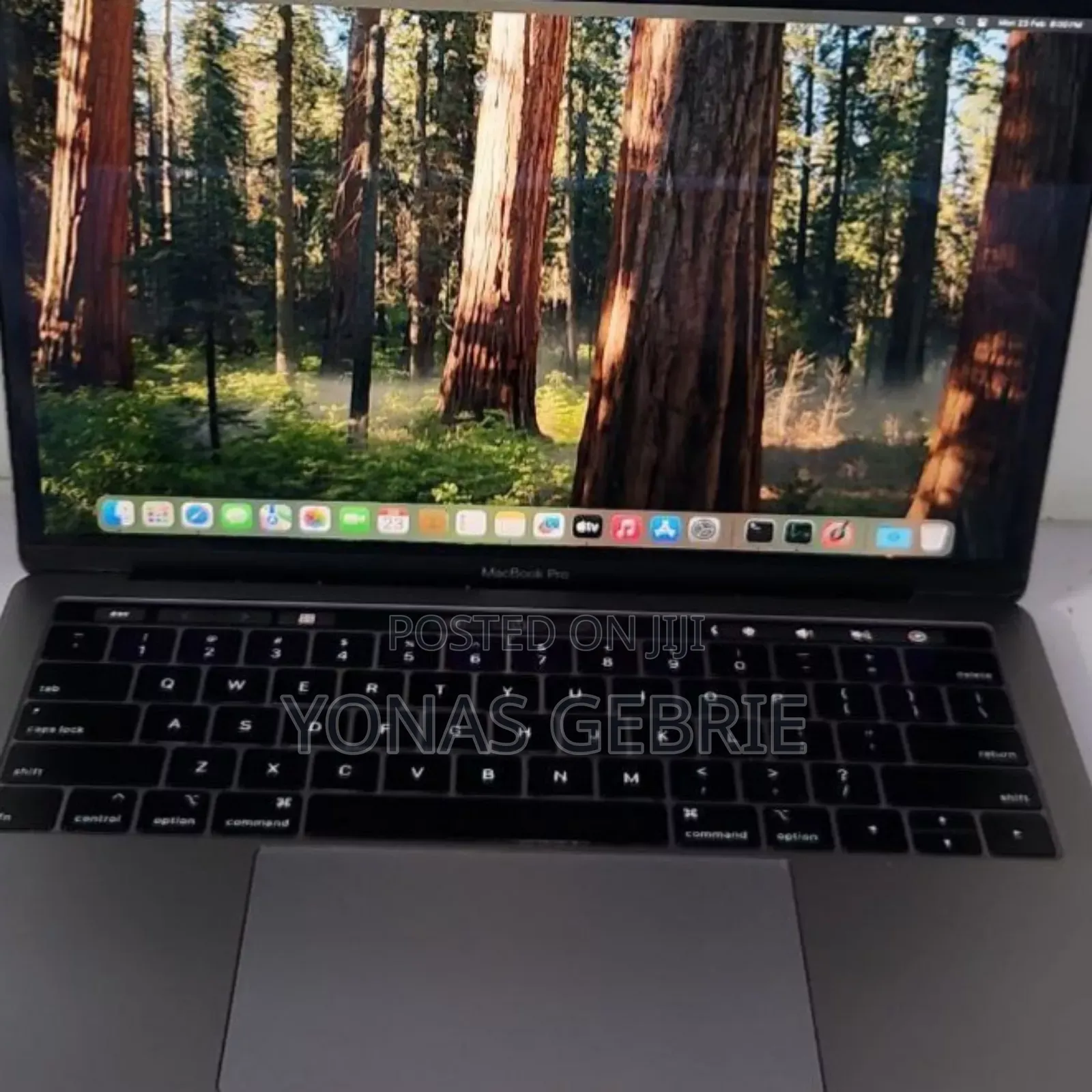 New Laptop Apple MacBook 8GB Intel Core i5 SSD 256GB