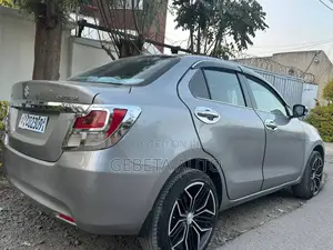 Suzuki Dzire 2022 Silver
