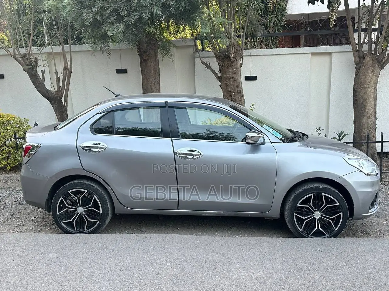 Suzuki Dzire 2022 Silver