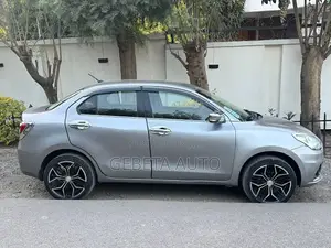 Suzuki Dzire 2022 Silver
