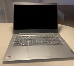 Laptop Lenovo A7 4GB Intel Core i5 SSD 640GB