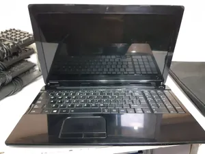 Laptop Toshiba Satellite C850 4GB Intel Core i5 HDD 320GB