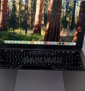 New Laptop Apple MacBook Pro 2019 8GB Intel Core i5 SSD 256GB