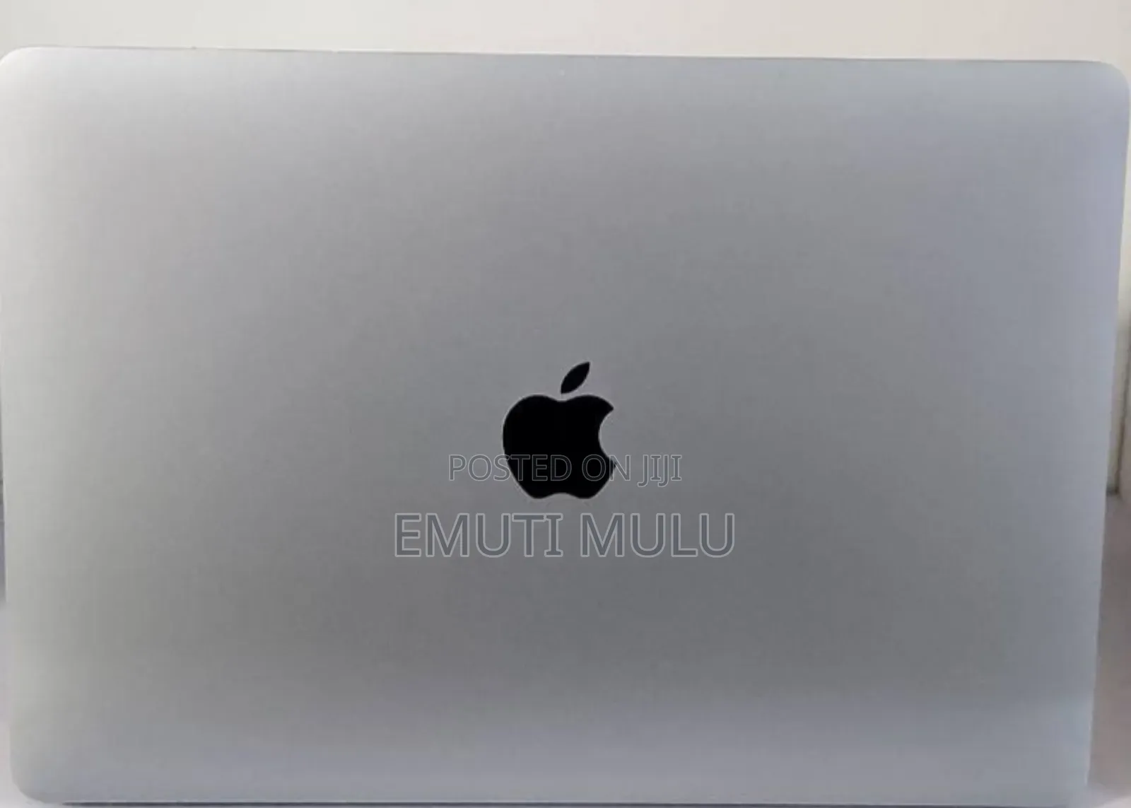 New Laptop Apple MacBook Pro 2019 8GB Intel Core i5 SSD 256GB