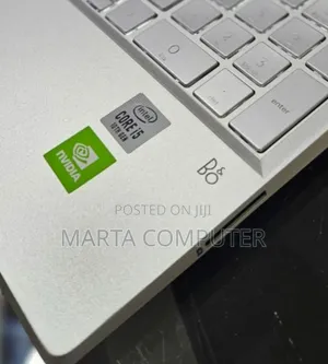 New Laptop HP Pavilion 15 8GB Intel Core i5 SSD 256GB