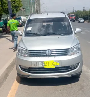 Changan UNI-K 2.0 Petrol FWD 2024 Silver
