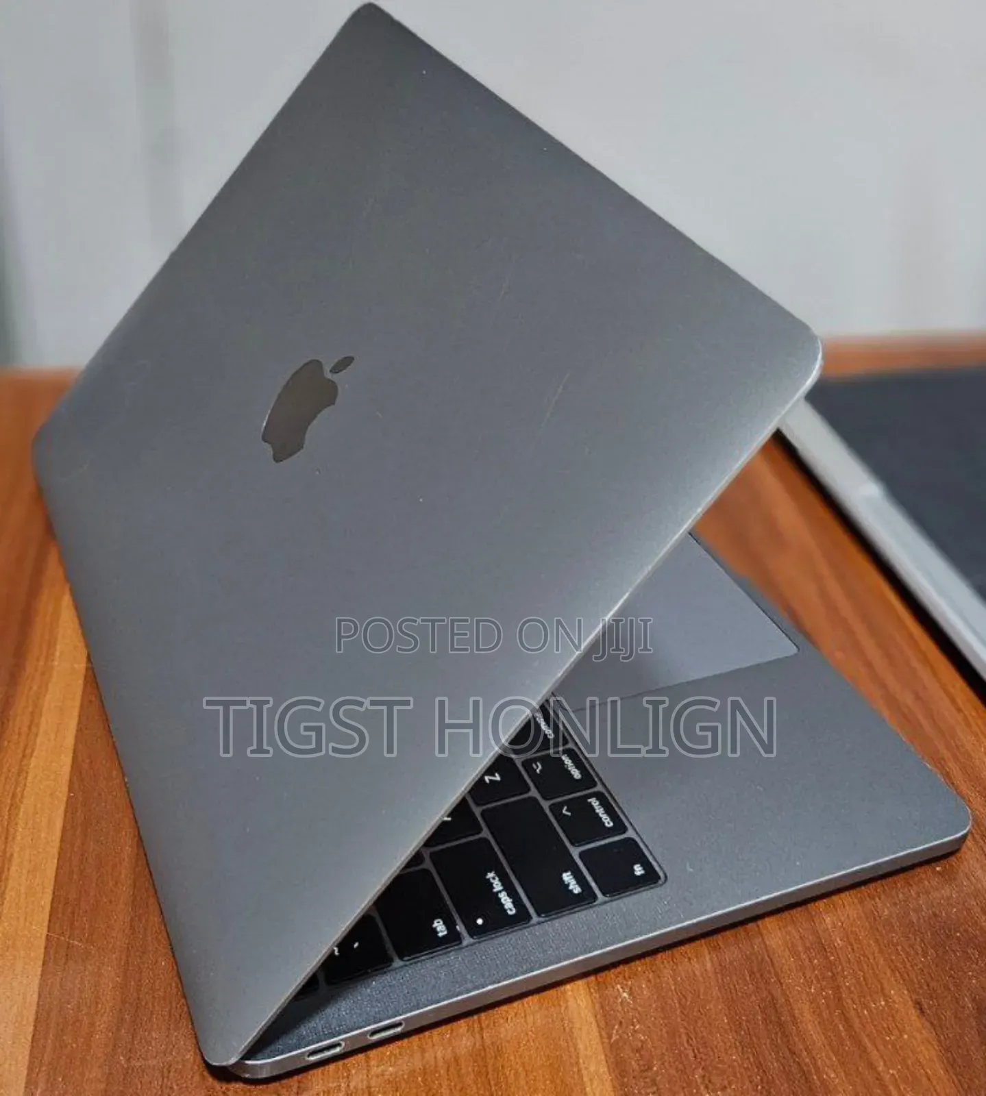 Laptop Apple MacBook Pro 2017 8GB Intel Core i5 SSD 256GB