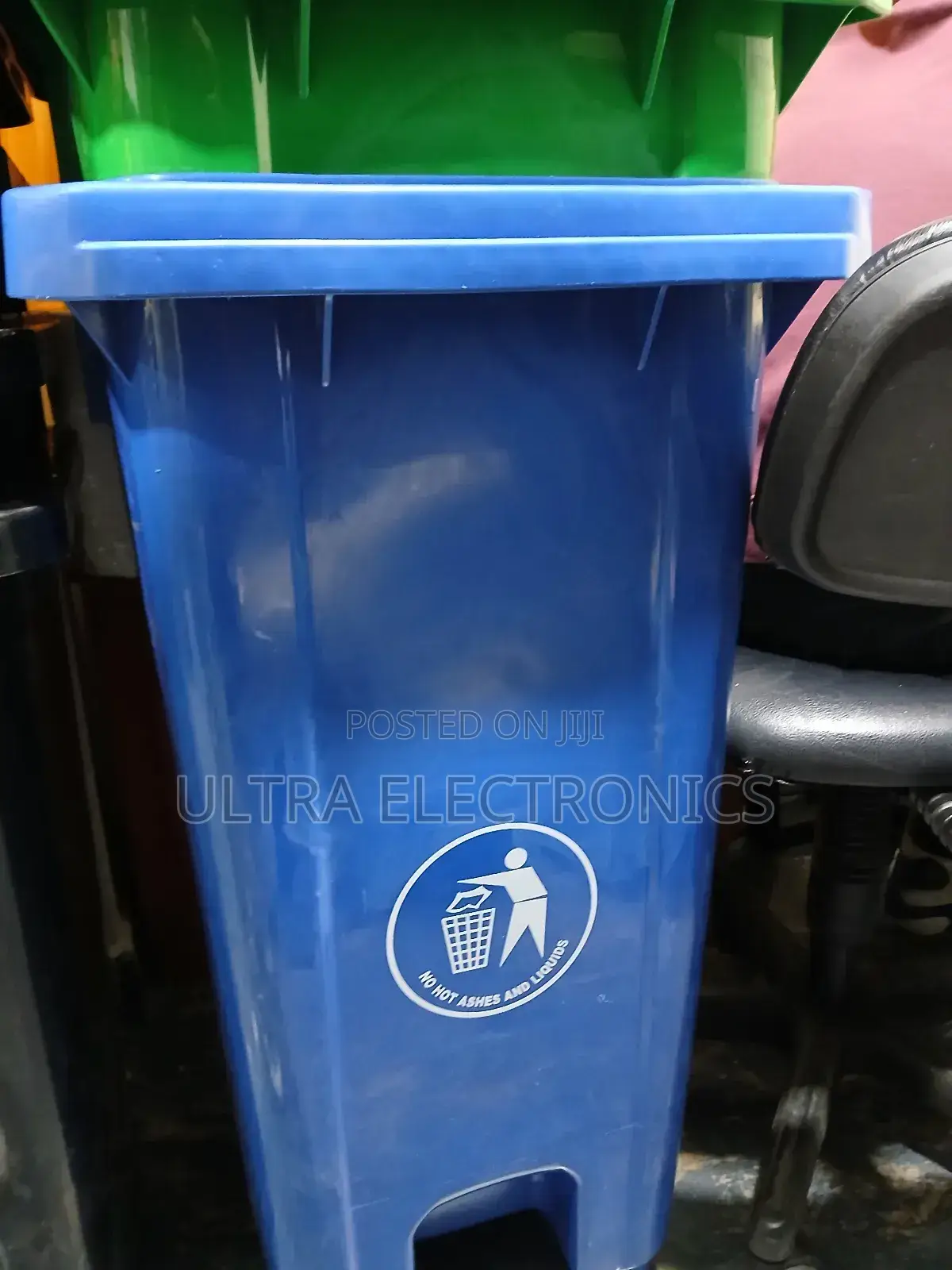 የቆሻሻ ማጠራቀሚያ Garbage Plastic Garbage Bin Designed for Waste Disposal.