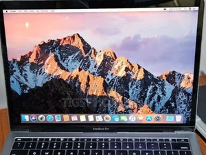 Laptop Apple MacBook Pro 2017 8GB Intel Core i5 SSD 256GB