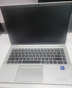 New Laptop HP EliteBook 840 G8 16GB Intel Core i7 SSD 512GB
