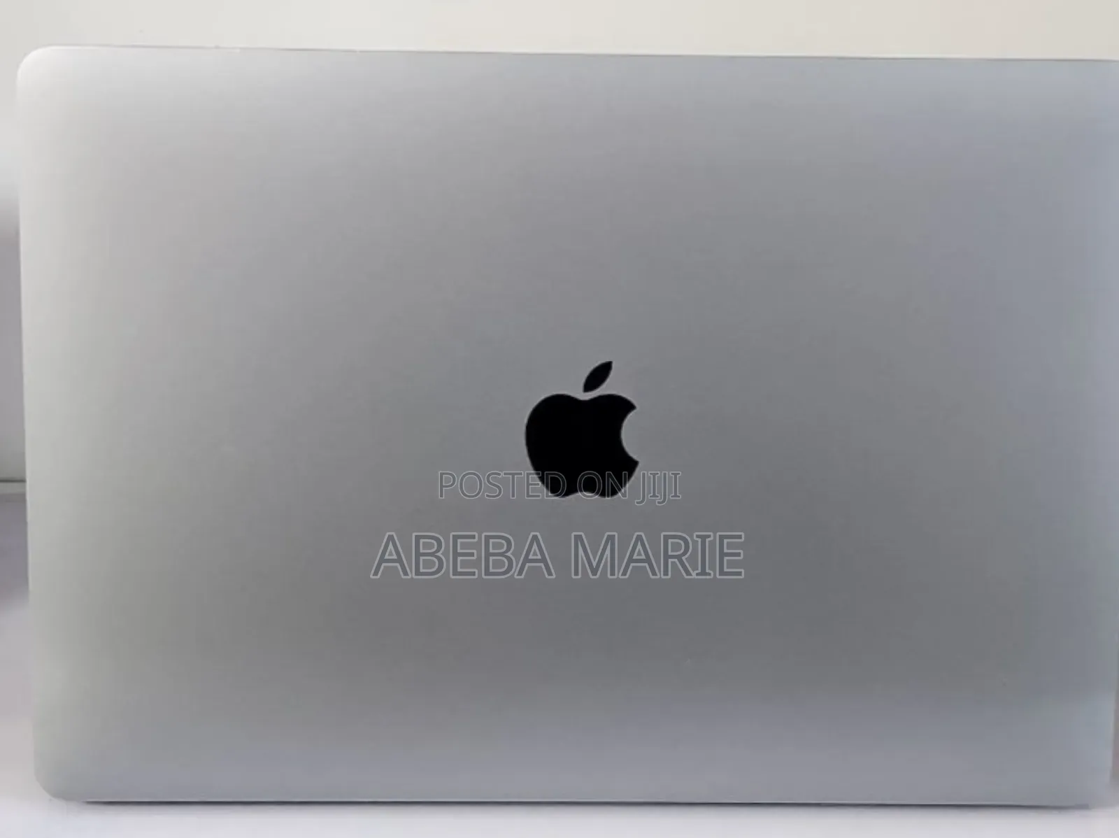 New Laptop Apple MacBook Pro 2019 8GB Intel Core i5 SSD 256GB