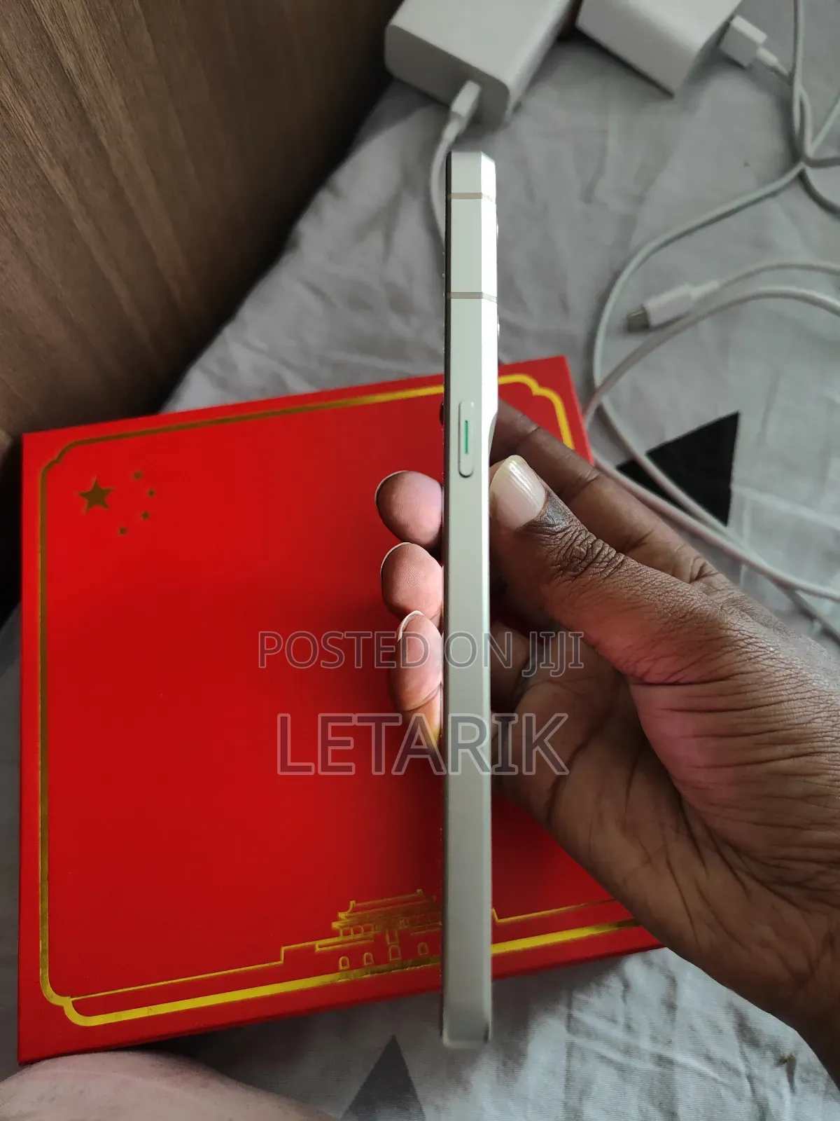 Oppo Reno8 Pro 256 GB Gold