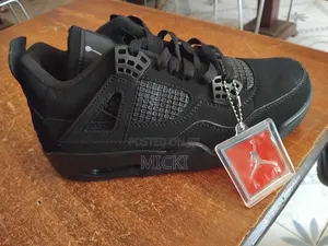 Jordan 4 Mat Black