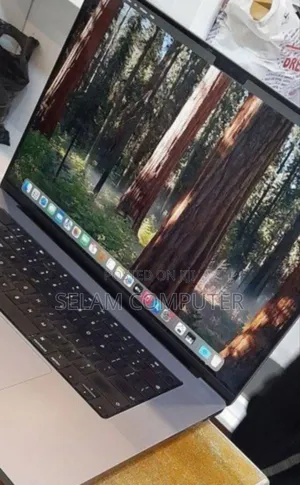 New Laptop Apple MacBook Pro M1 16GB Apple M1 SSD 1T