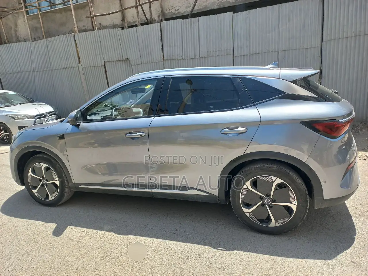 BYD Yuan Up 2025 Silver