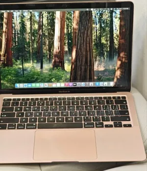 New Laptop Apple MacBook 2020 8GB Intel Core 3 SSD 256GB