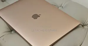 New Laptop Apple MacBook 2020 8GB Intel Core 3 SSD 256GB