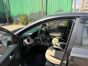 Hyundai I10 2021 Gray