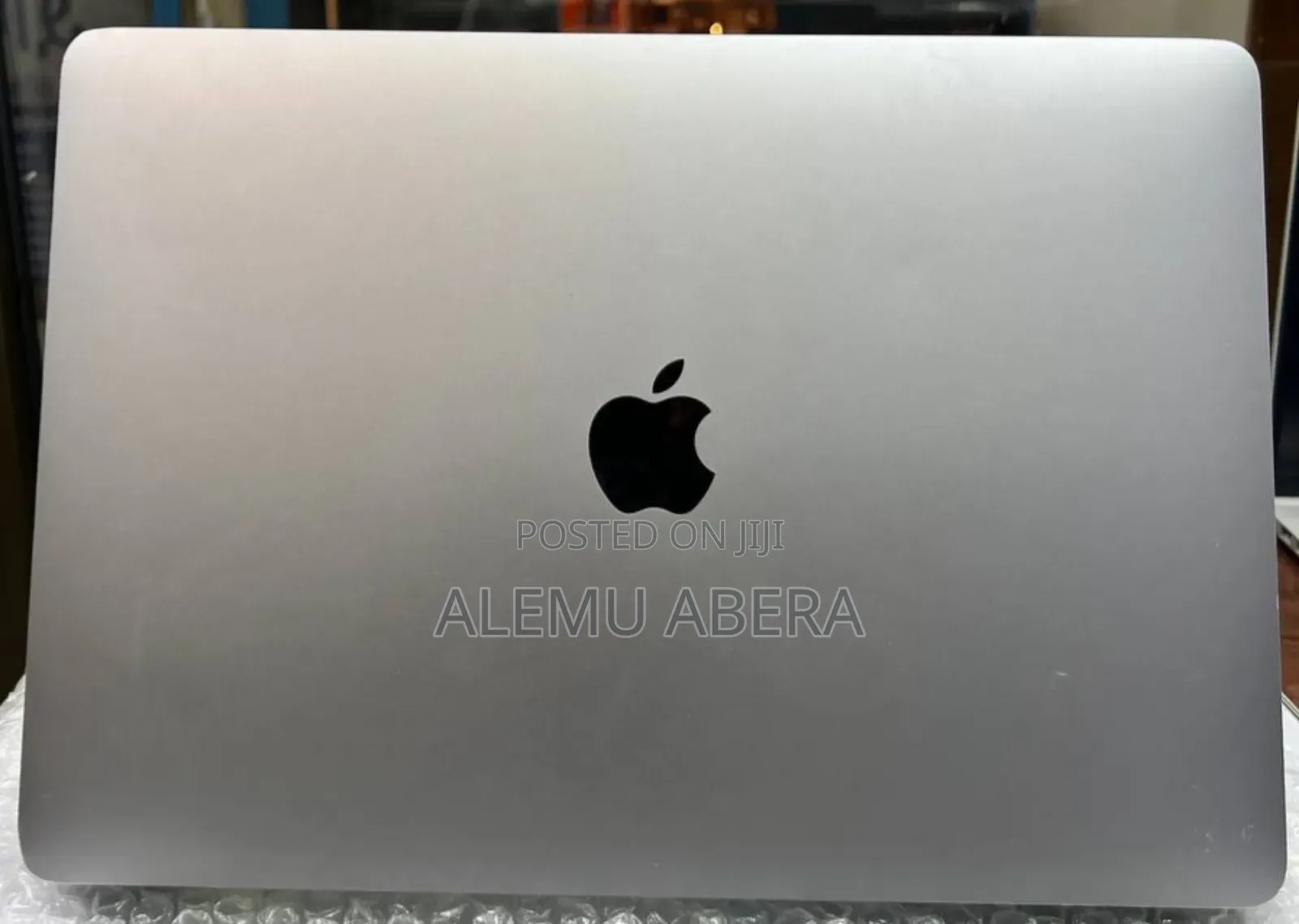 New Laptop Apple MacBook Pro 2019 8GB Intel Core i5 SSD 128GB