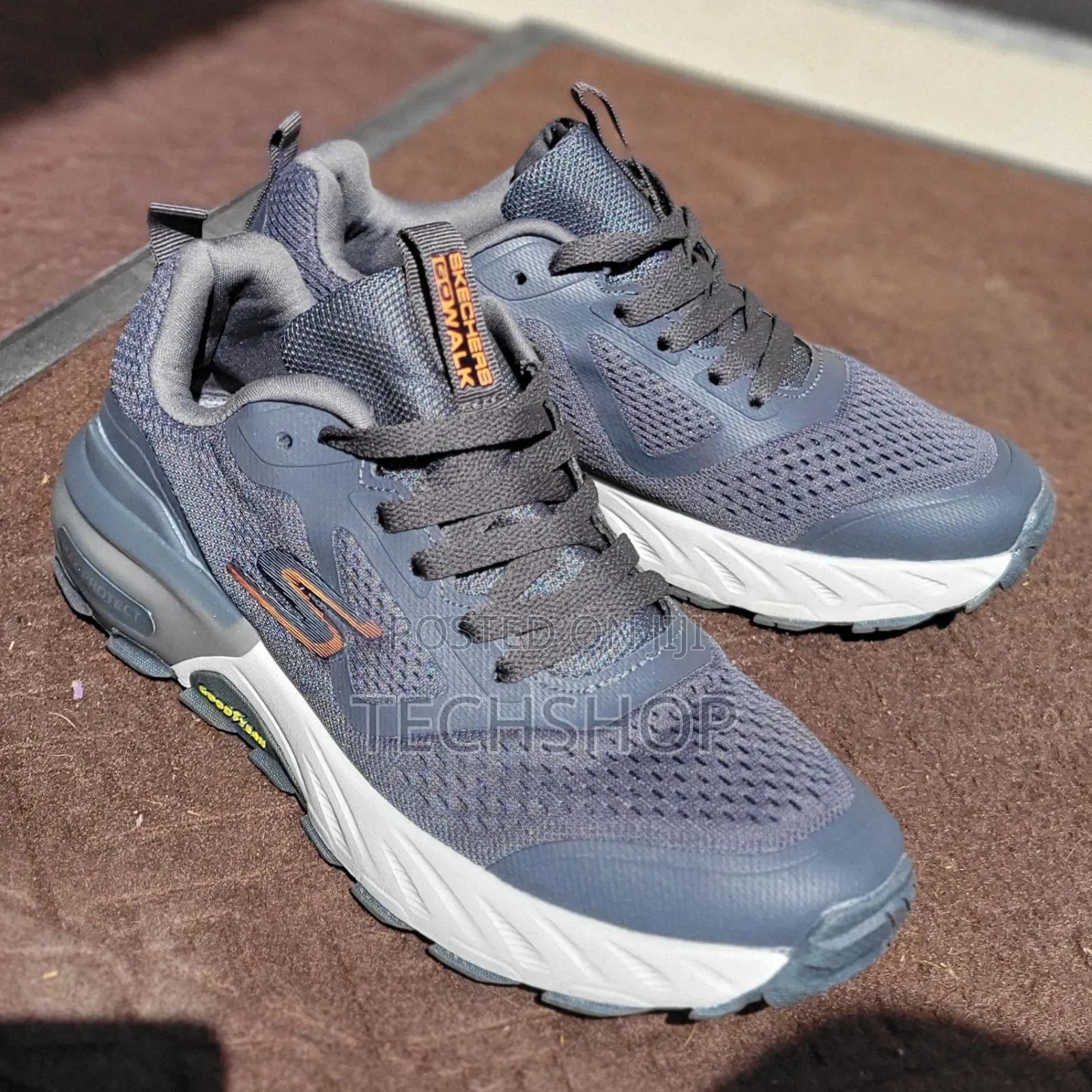 Skechers Go Walk Arch Fit