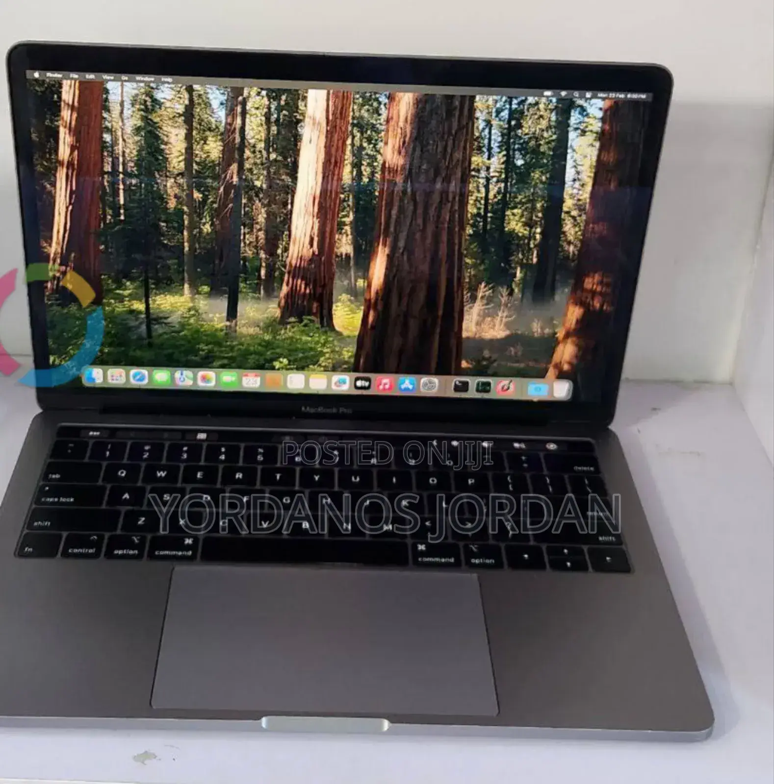 New Laptop Apple MacBook Pro 2019 8GB Intel Core i5 SSD 256GB
