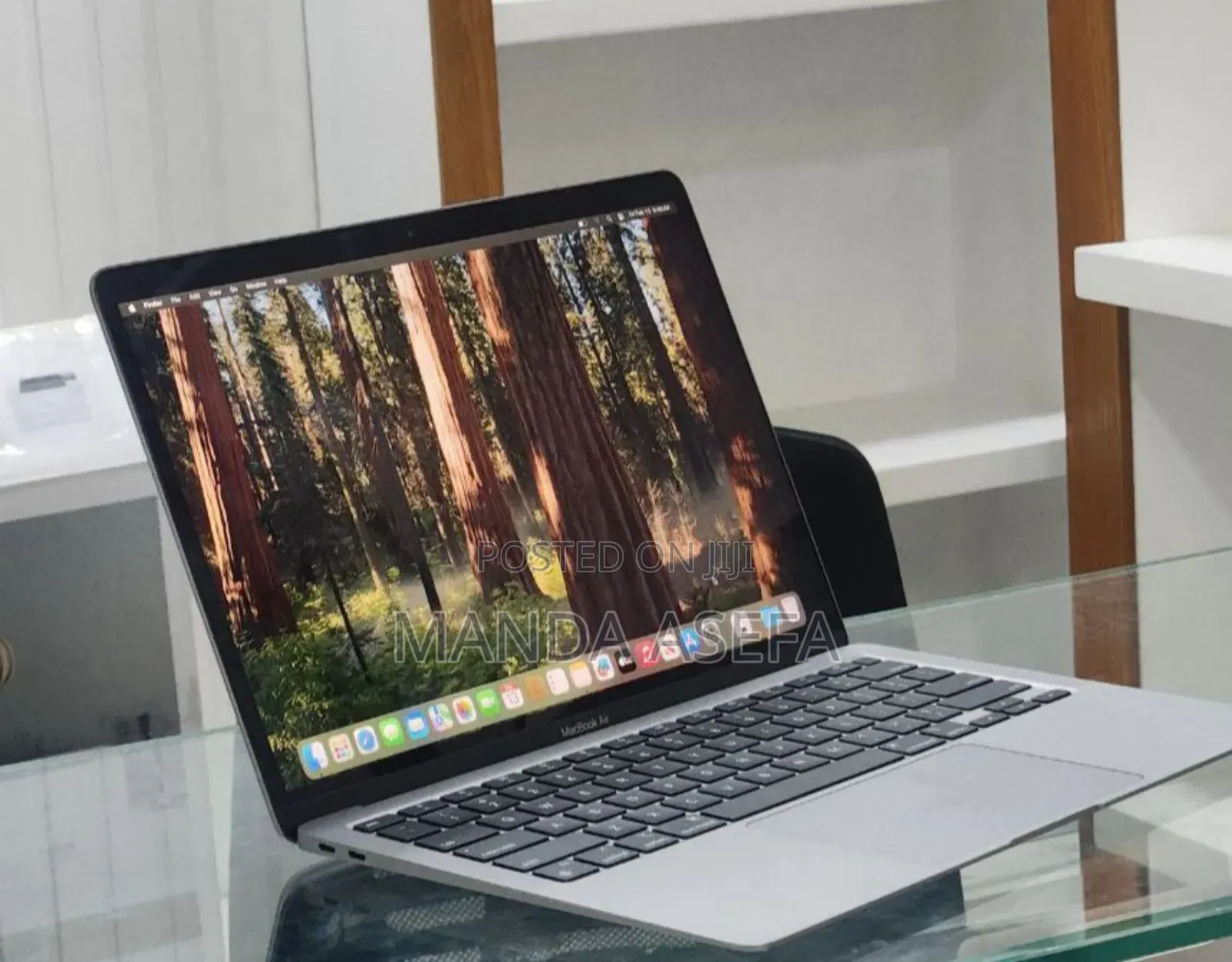 New Laptop Apple MacBook Air 2020 M1 16GB Apple M1 SSD 512GB