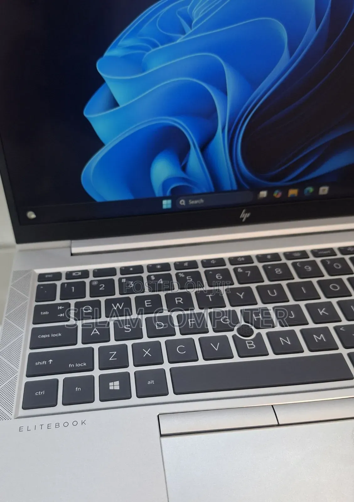 New Laptop HP EliteBook 840 G8 16GB Intel Core i5 SSD 512GB