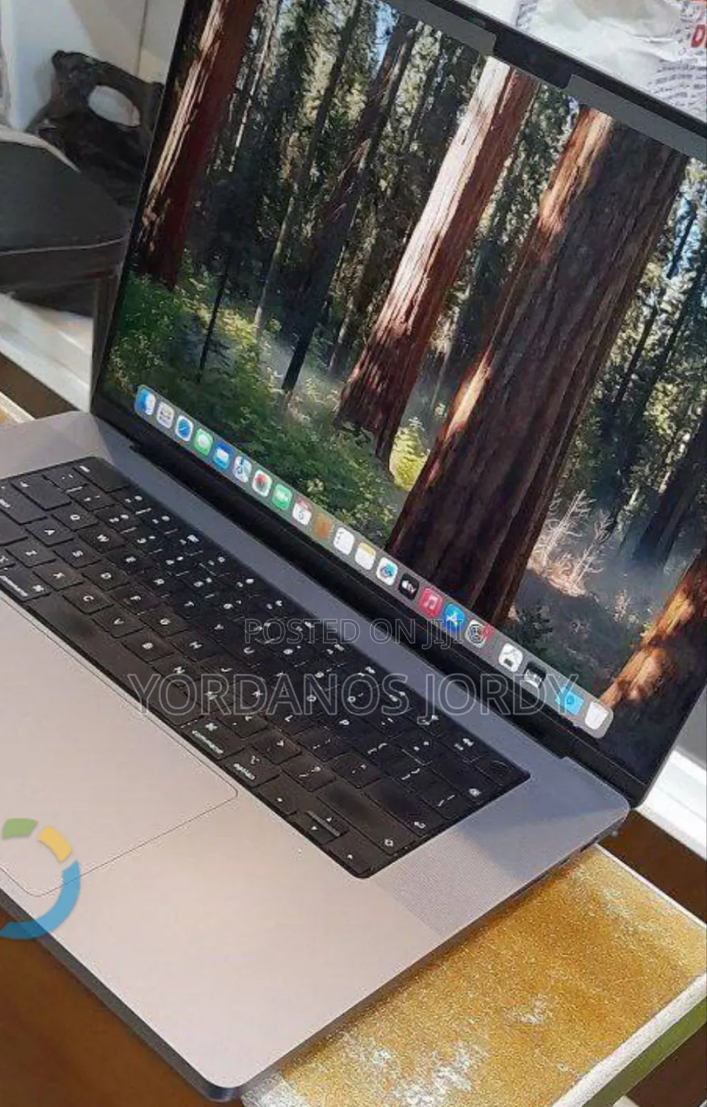 New Laptop Apple MacBook Pro 2021 M1 16GB Apple M1 Pro SSD 1T