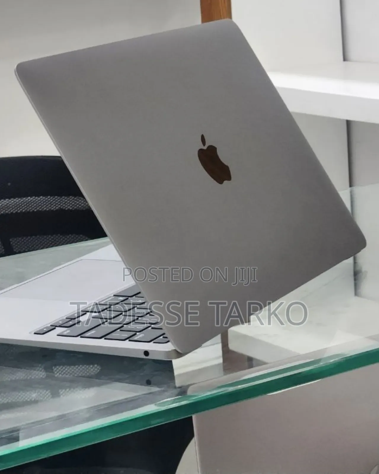 New Laptop Apple MacBook Air 2020 M1 16GB Apple M1 SSD 512GB