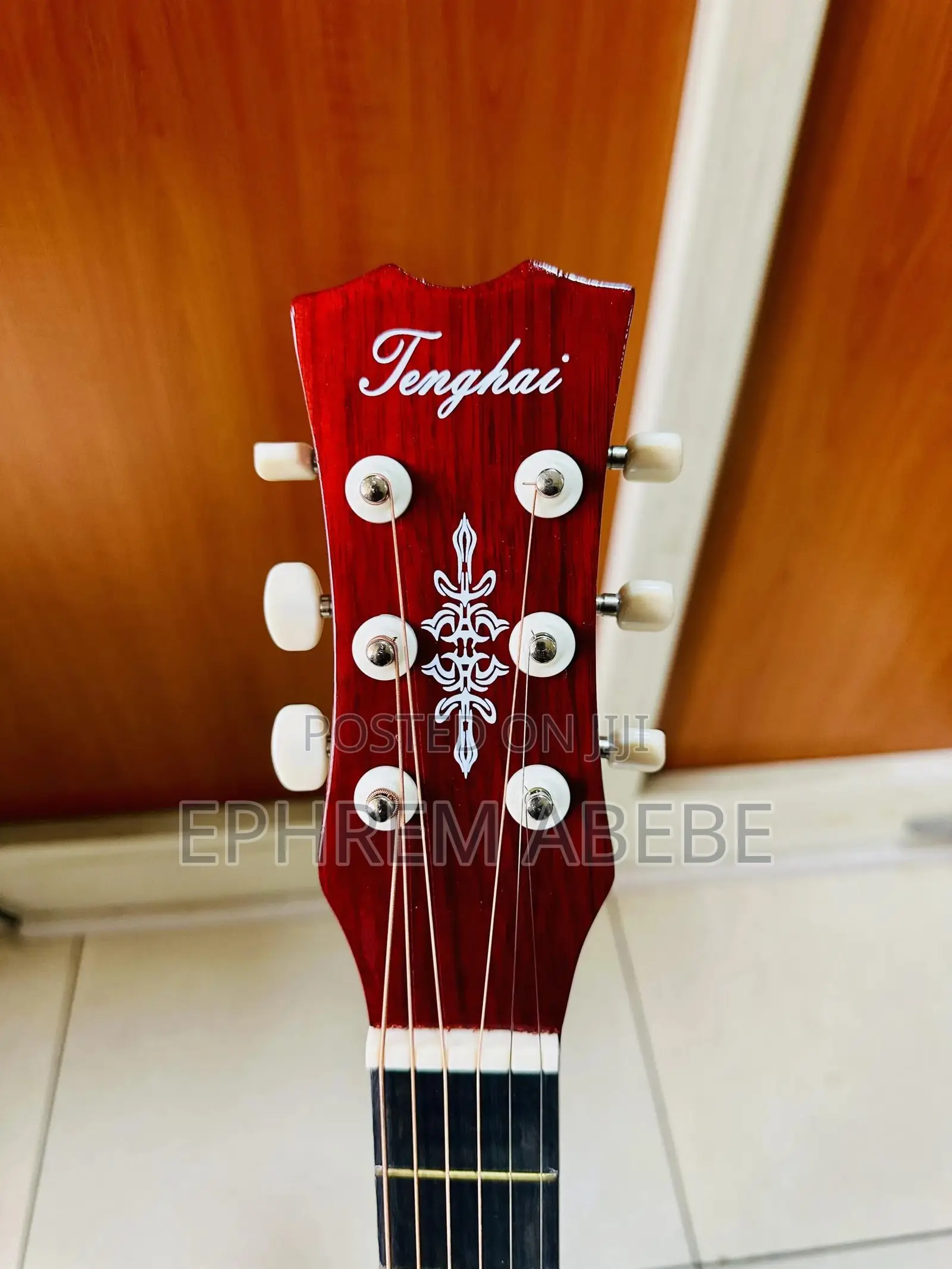 Guitar + Tunner + Capo