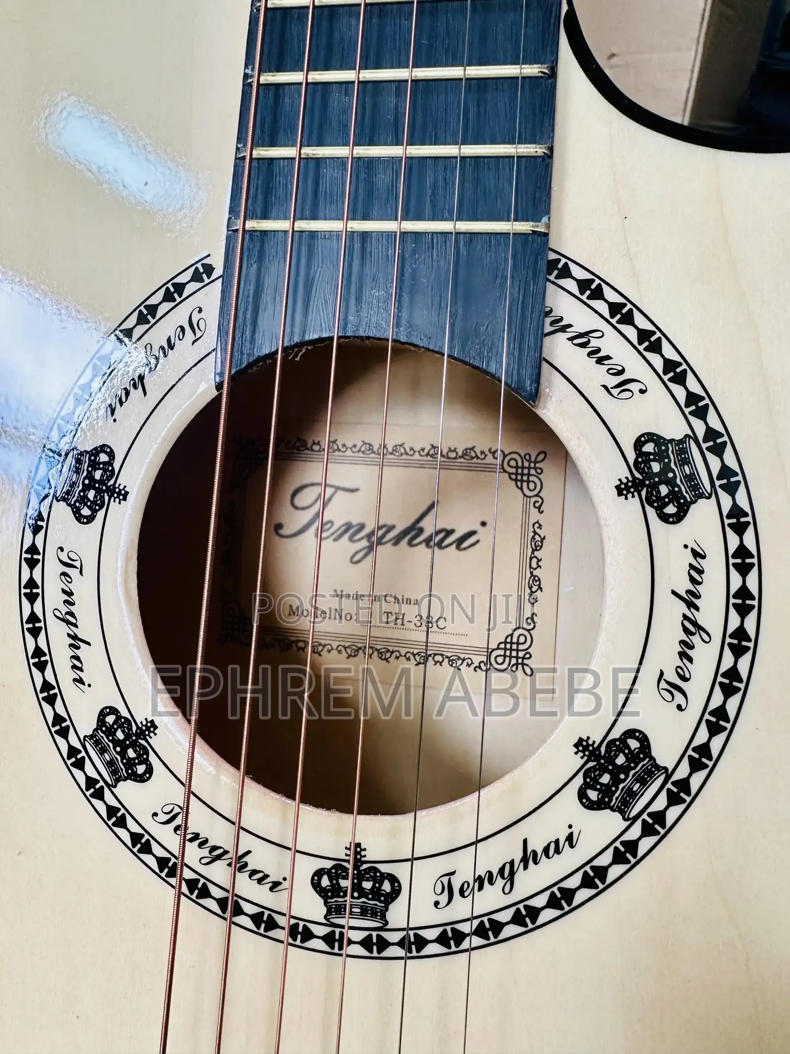 Guitar + Tunner + Capo