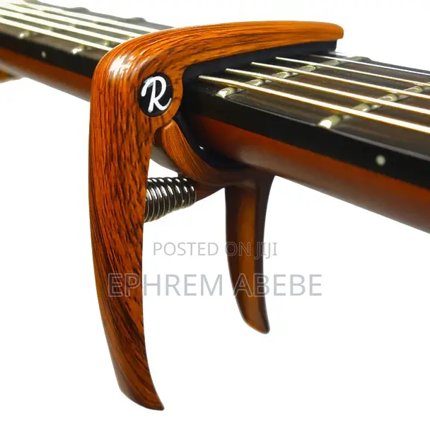 Guitar + Tunner + Capo