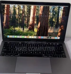 New Laptop Apple MacBook Pro 2019 8GB Intel Core i5 SSD 256GB