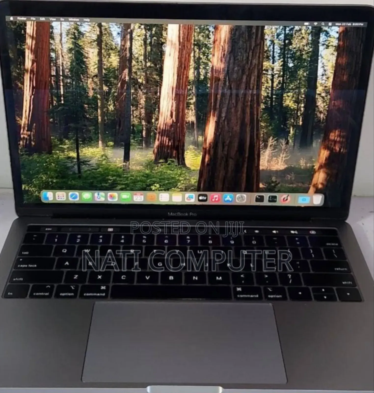 New Laptop Apple MacBook Pro 2019 8GB Intel Core i5 SSD 256GB