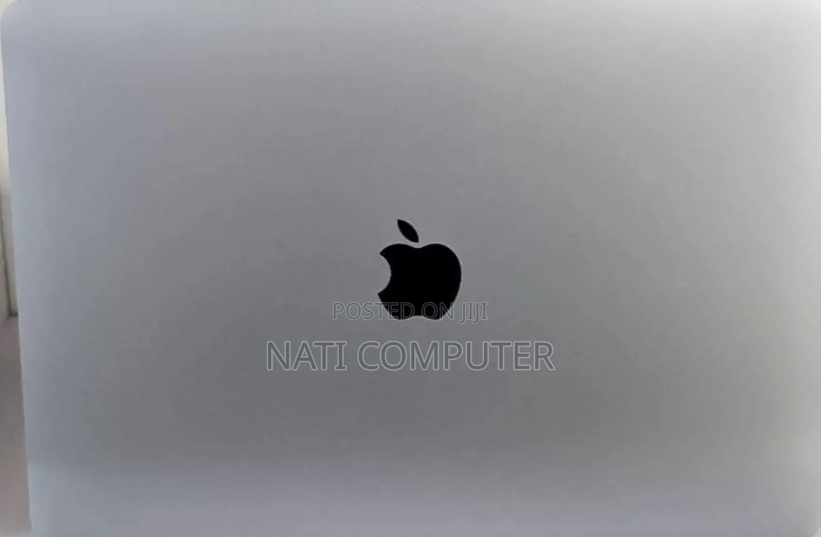 New Laptop Apple MacBook Pro 2019 8GB Intel Core i5 SSD 256GB