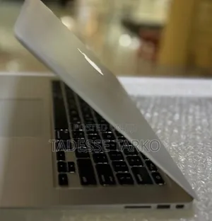 New Laptop Apple MacBook Air 2014 4GB Intel Core i5 SSD 256GB