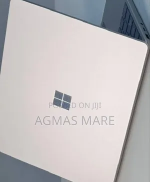 New Laptop Microsoft Surface Go 8GB Intel Core i5 SSD 256GB