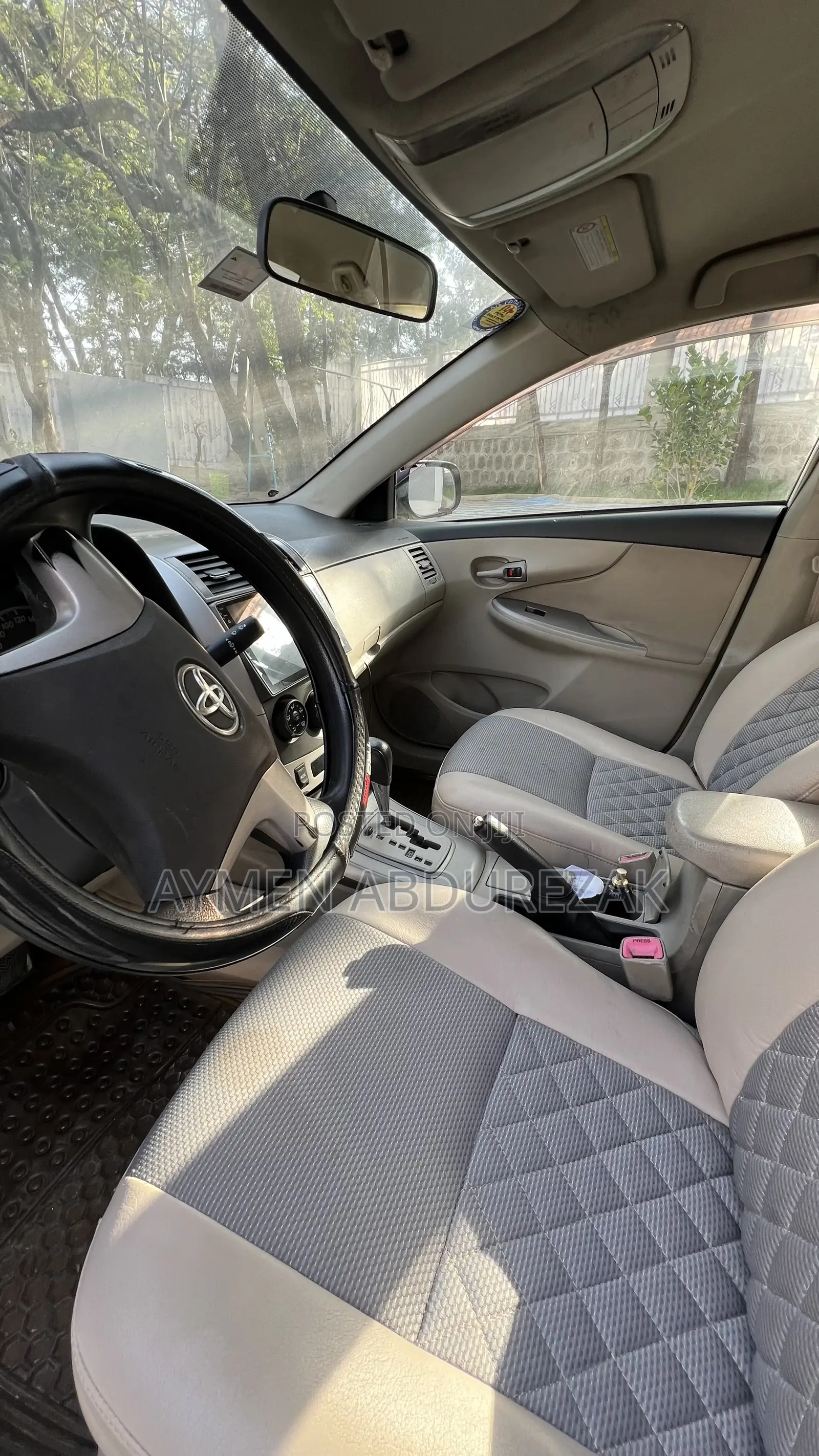 Toyota Corolla 2013 White