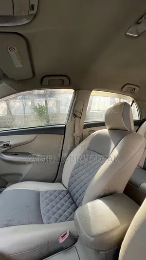 Toyota Corolla 2013 White