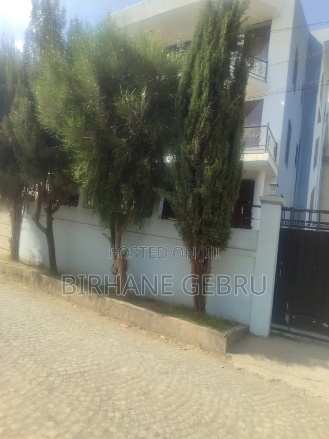 10bdrm House in G+2 House, Bole for sale
