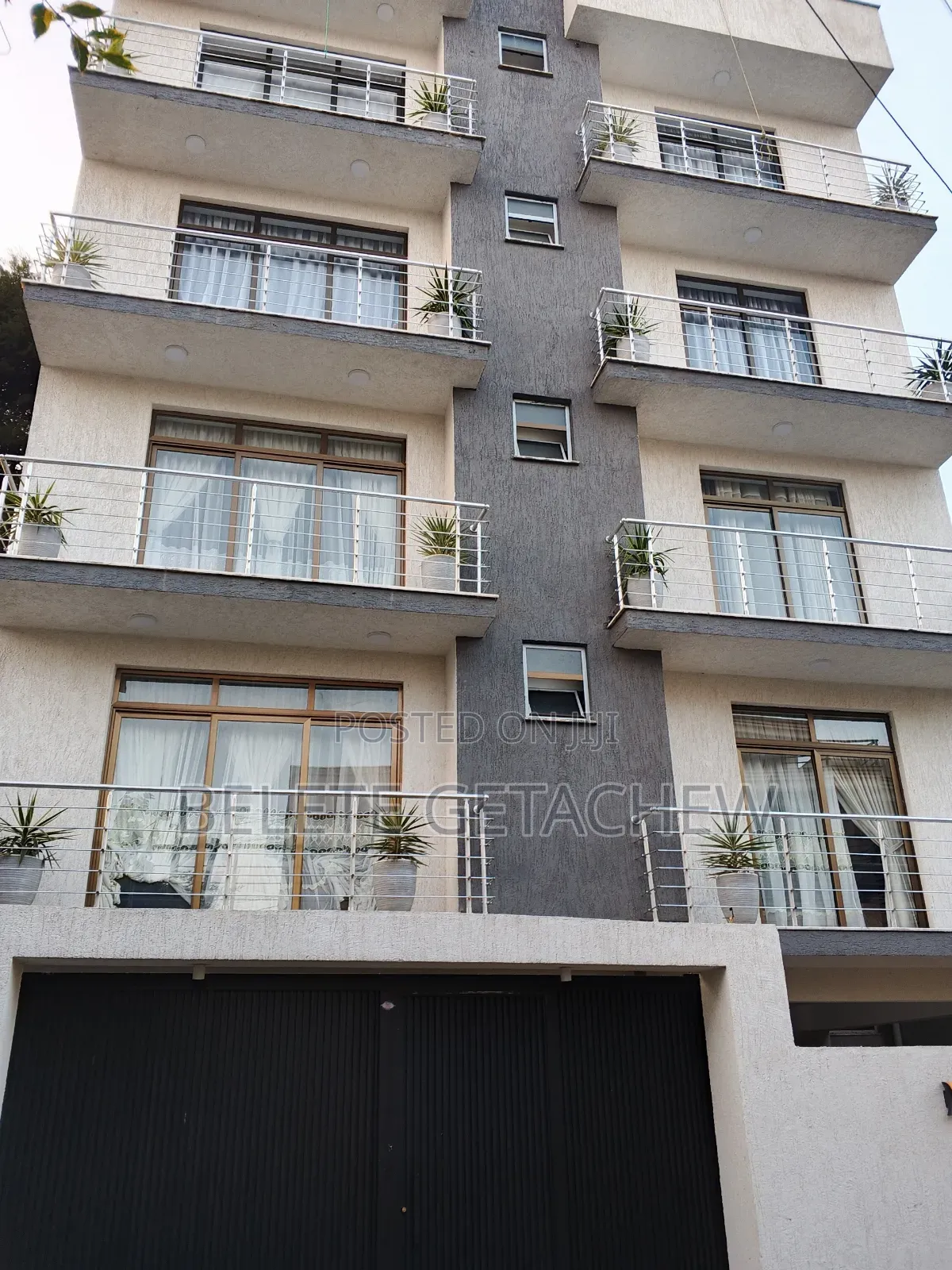 Yerer Jacros B+G+4 Apartment Building for Sale 200sqm