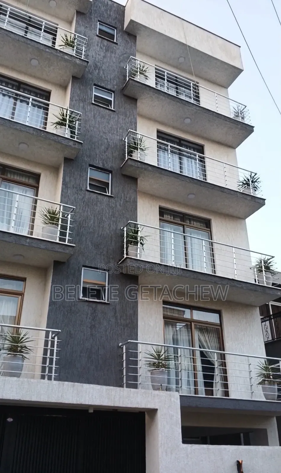 Yerer Jacros B+G+4 Apartment Building for Sale 200sqm