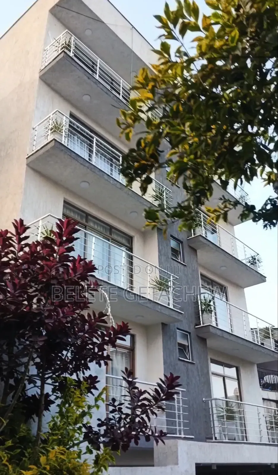 Yerer Jacros B+G+4 Apartment Building for Sale 200sqm