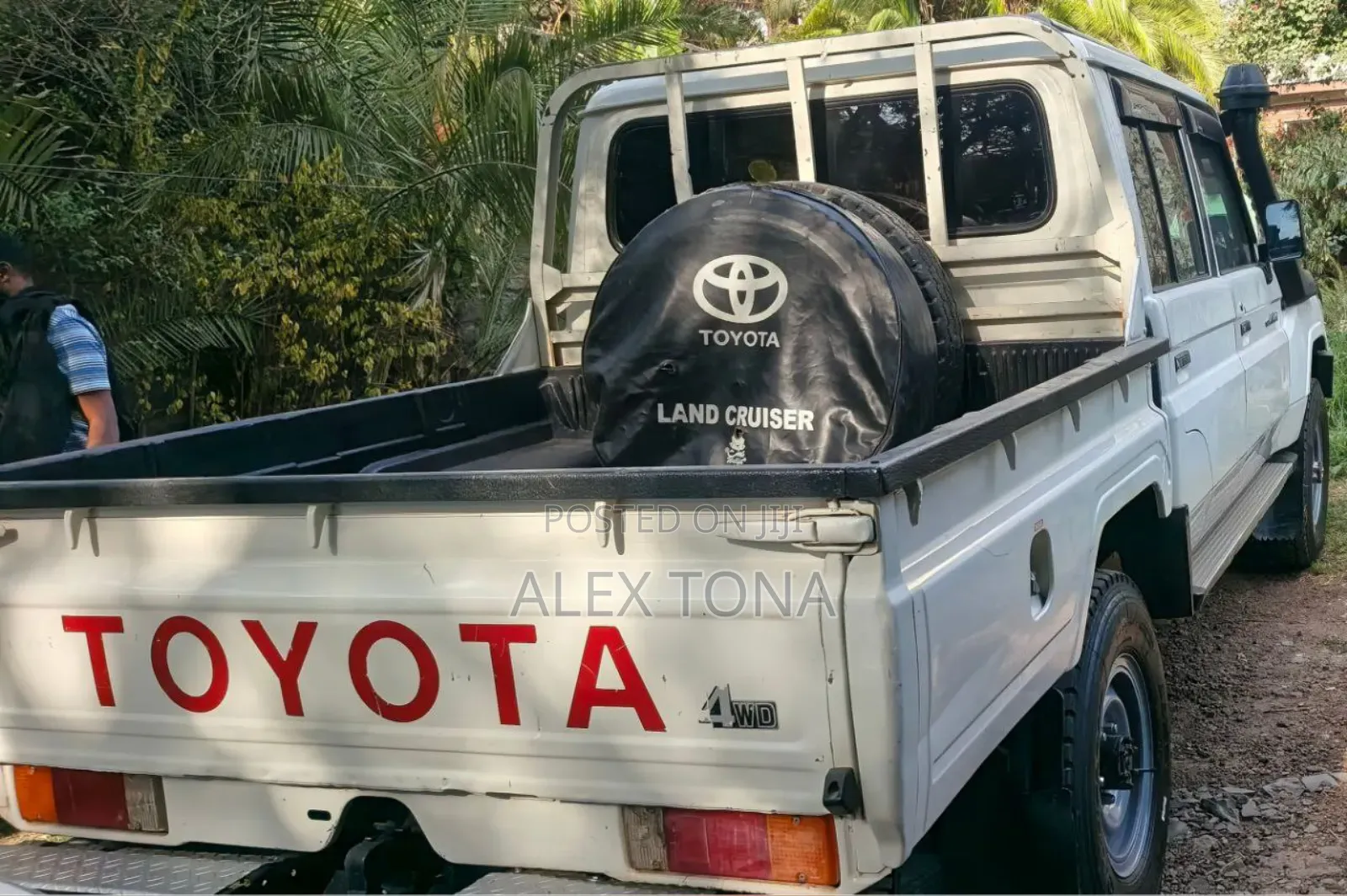 Toyota Land Cruiser 2018 White