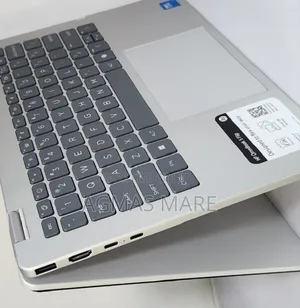 New Laptop HP OmniBook 5 14" 16GB Intel Core 7 SSD 512GB