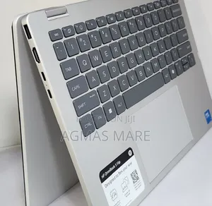 New Laptop HP OmniBook 5 14" 16GB Intel Core 7 SSD 512GB