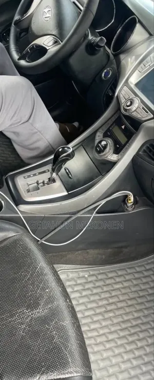 Hyundai Avante 2014 Silver